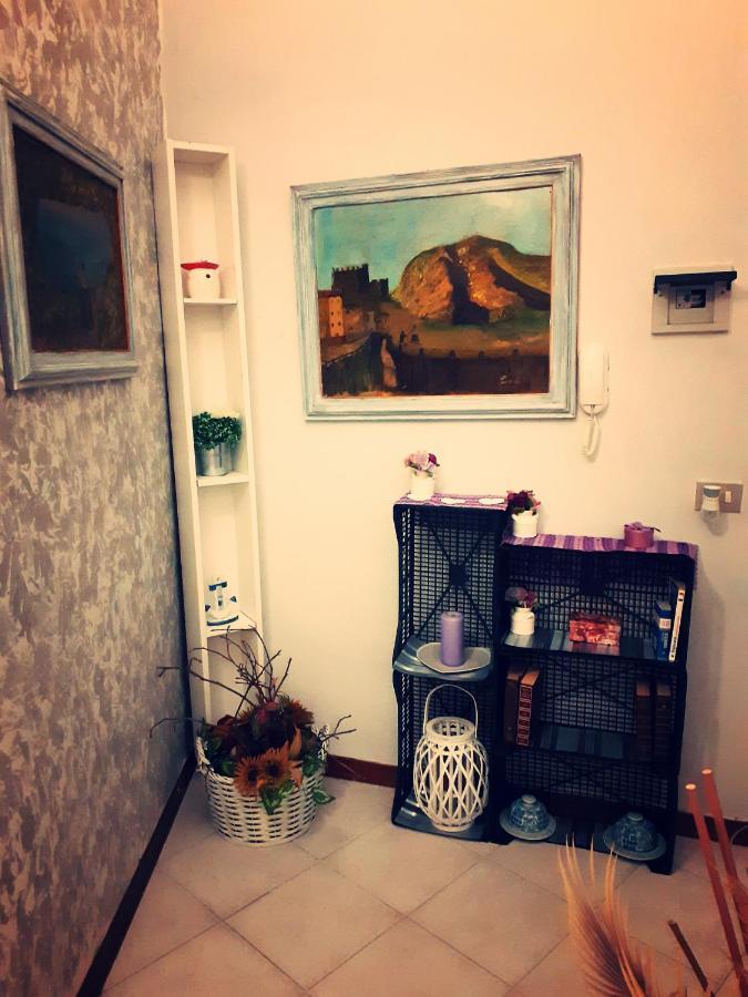 La Maison Des Caprices_ La Spezia _Stazione_5Terre מראה חיצוני תמונה