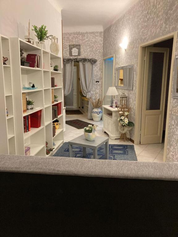 La Maison Des Caprices_ La Spezia _Stazione_5Terre מראה חיצוני תמונה